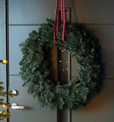 Barkrans av edelgran Barkrans av edelgran